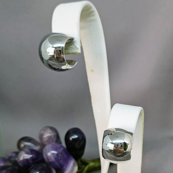 Silver tone, Wide Hoop, Post Earrings by Sarah Coventry Vintage (90s)  - 1/2" - Picture 2 of 8